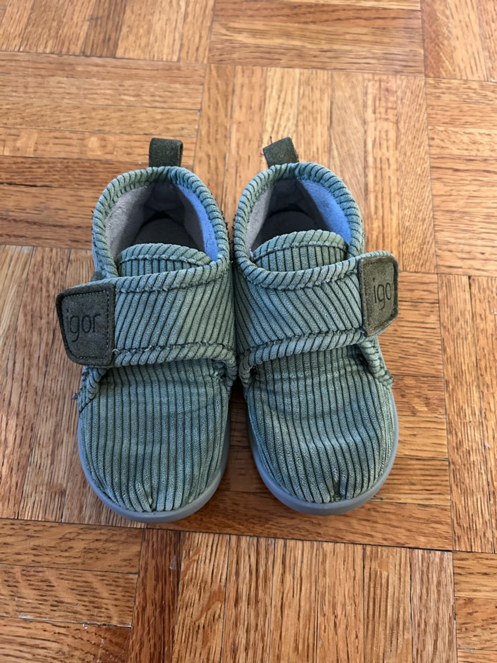 Igor Kids Green Corduroy Velcro Slip-On Shoes